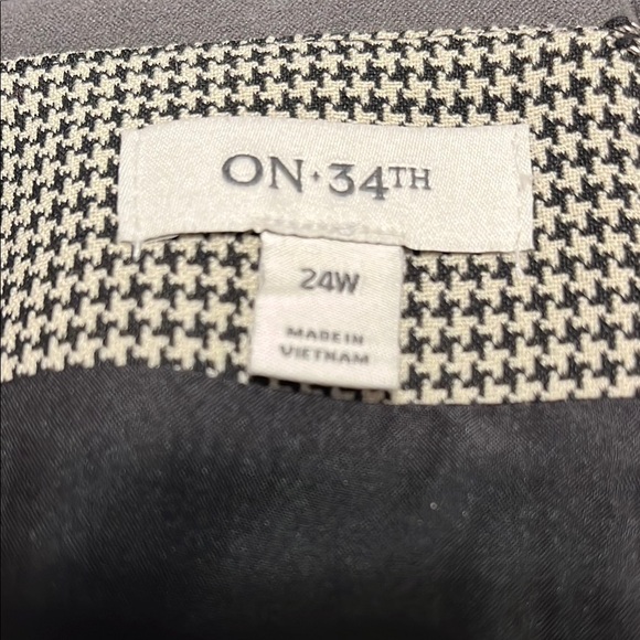 Macy's On 34th Houndstooth Pencil Skirt Knee-length for Work plus size - Picture 8 of 10